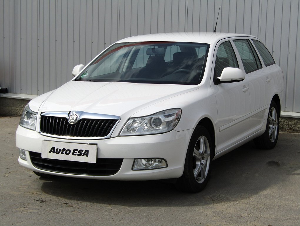 Škoda Octavia II 1.6 MPi Ambiente