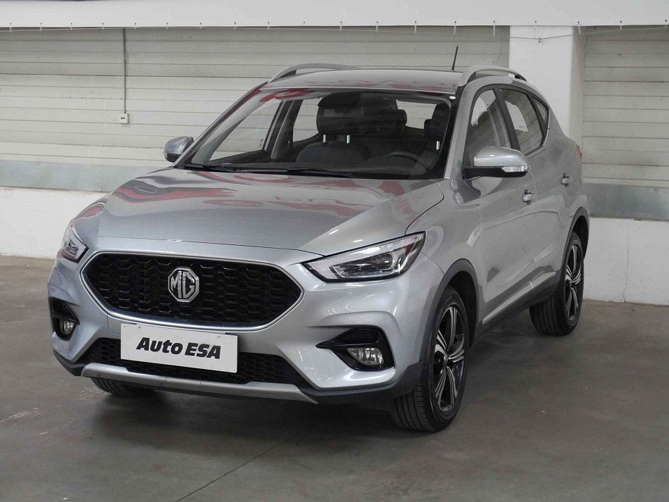 MG ZS 1.5 i 
