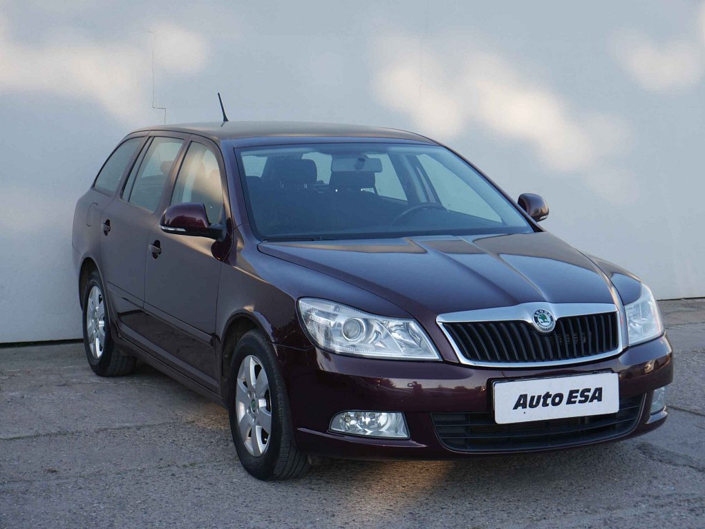 Škoda Octavia II 2.0TDi Elegance