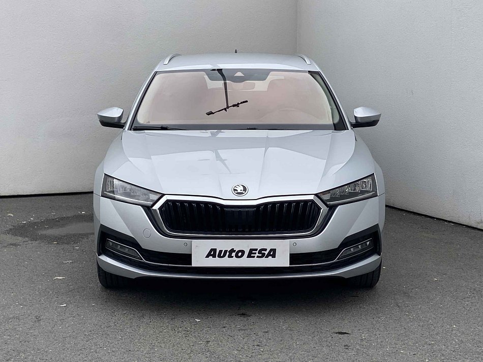 Škoda Octavia IV 1.5 TSi Style