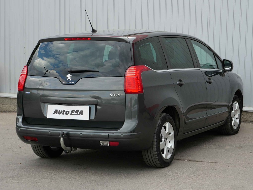 Peugeot 5008 2.0 HDi 