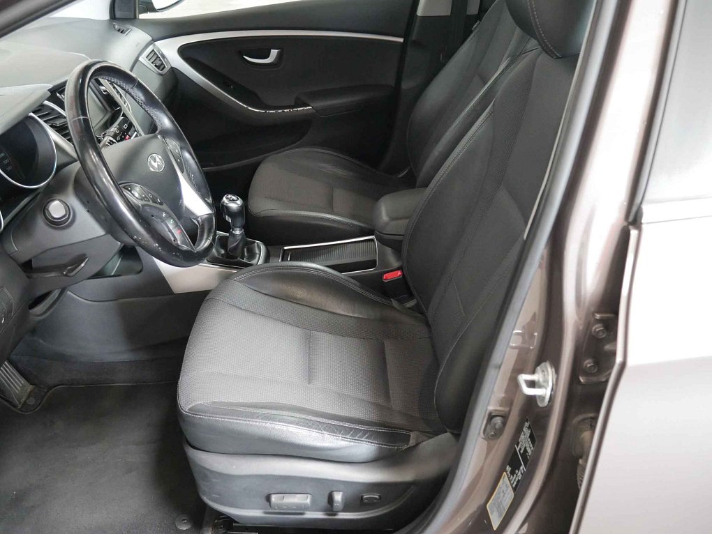 Hyundai I30 1.6GDi 