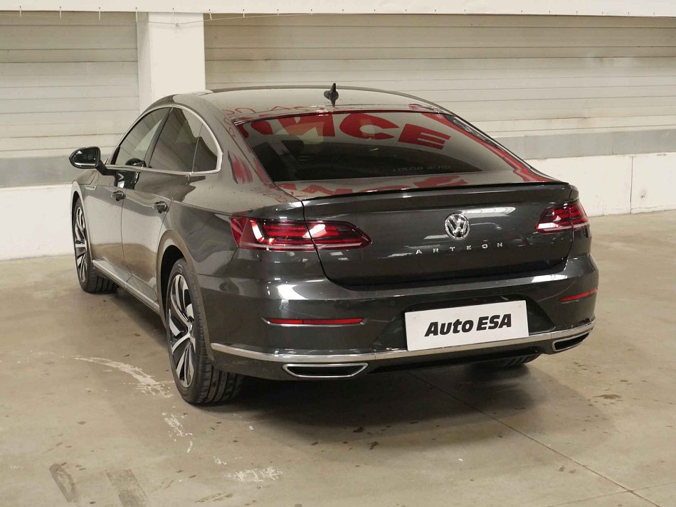 Volkswagen Arteon 2.0TSi 