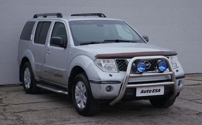 Nissan Pathfinder 2.5dCi  4x4
