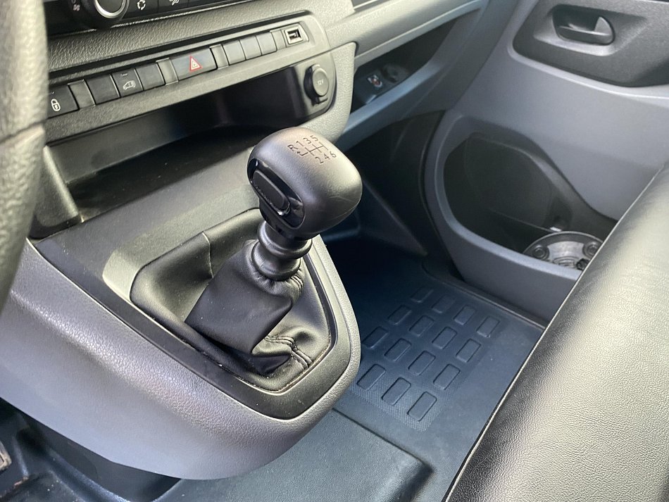 Opel Vivaro 2.0CDTi  L2H1