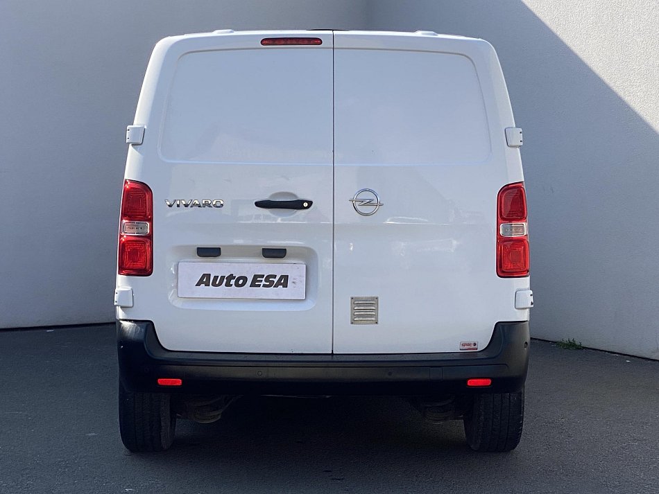 Opel Vivaro 2.0CDTi  L2H1