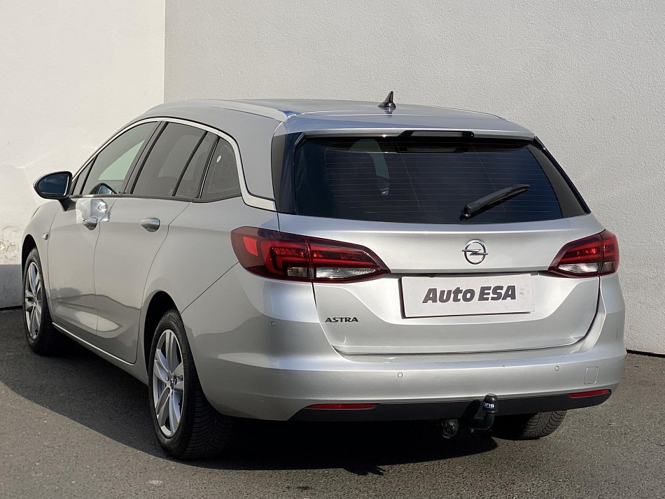 Opel Astra 1.6 CDTi Dynamic