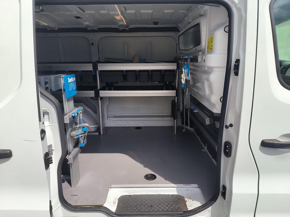 Renault Trafic 1.6dCi  SORTIMO