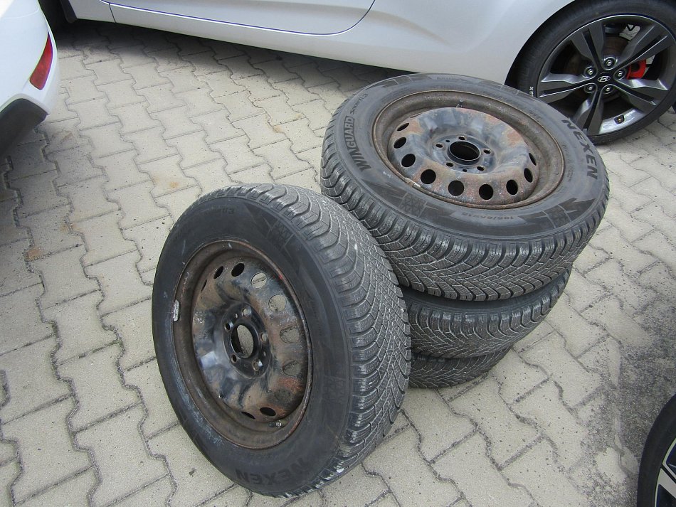 Hyundai Ix20 1.6 i Trikolor