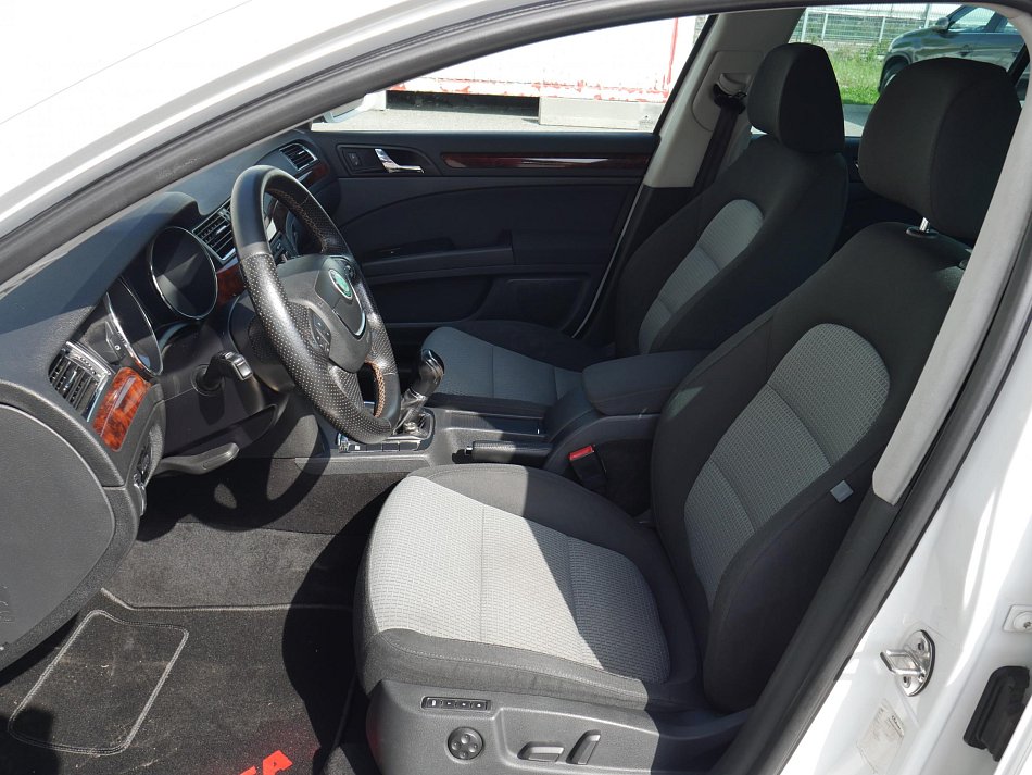 Škoda Superb II 1.9 TDi Ambition