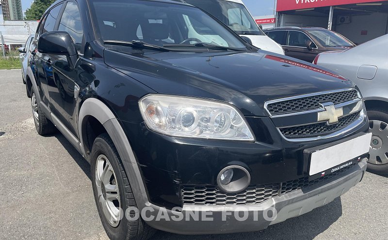 Chevrolet Captiva 2.4 i 