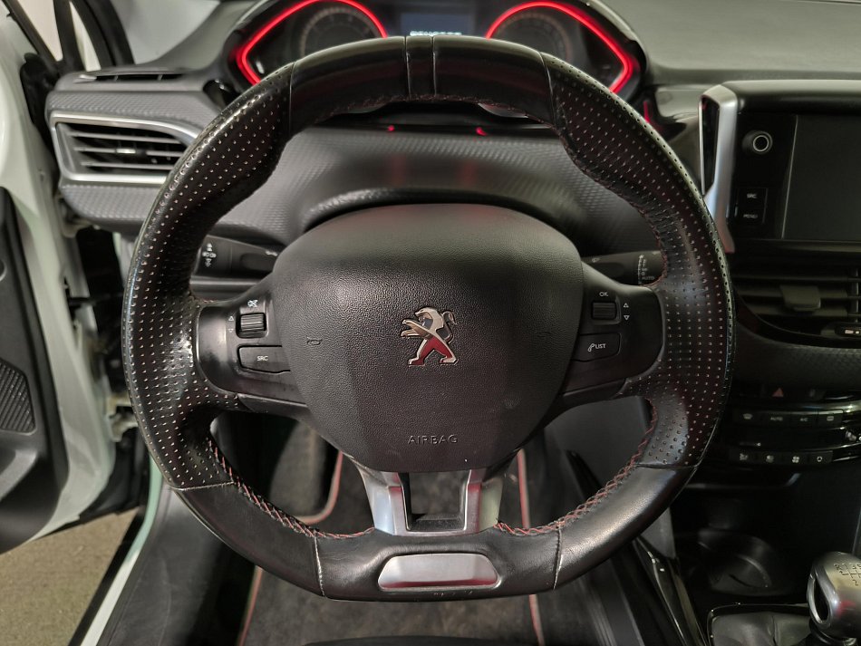 Peugeot 2008 1.2PT GT Line