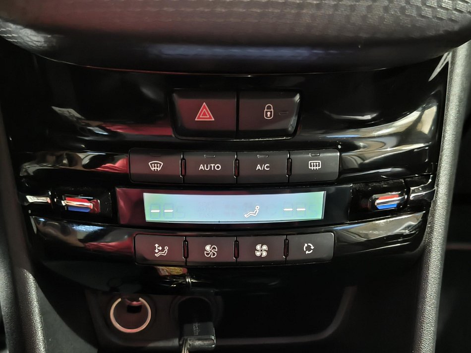 Peugeot 2008 1.2PT GT Line