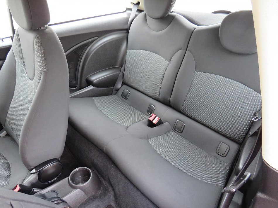 Mini Cooper 1.6i 