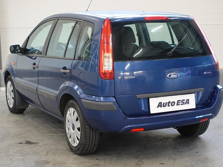 Ford Fusion 1.4i 