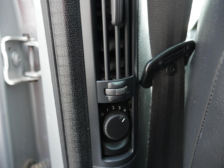 Peugeot 5008 2.0 HDi 