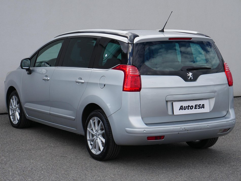 Peugeot 5008 2.0 HDi 