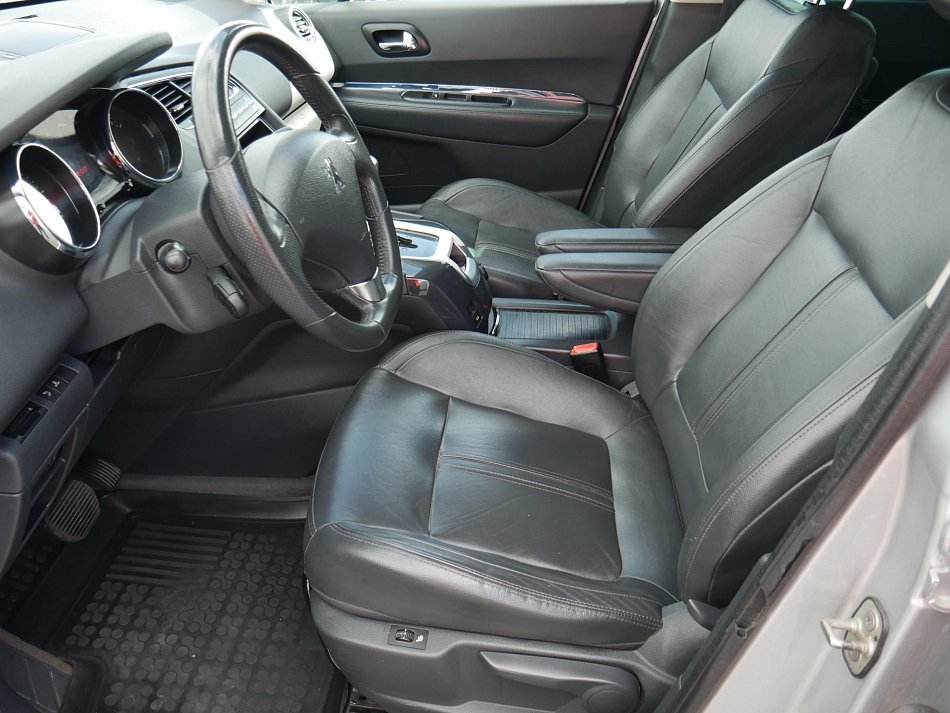 Peugeot 5008 2.0 HDi 