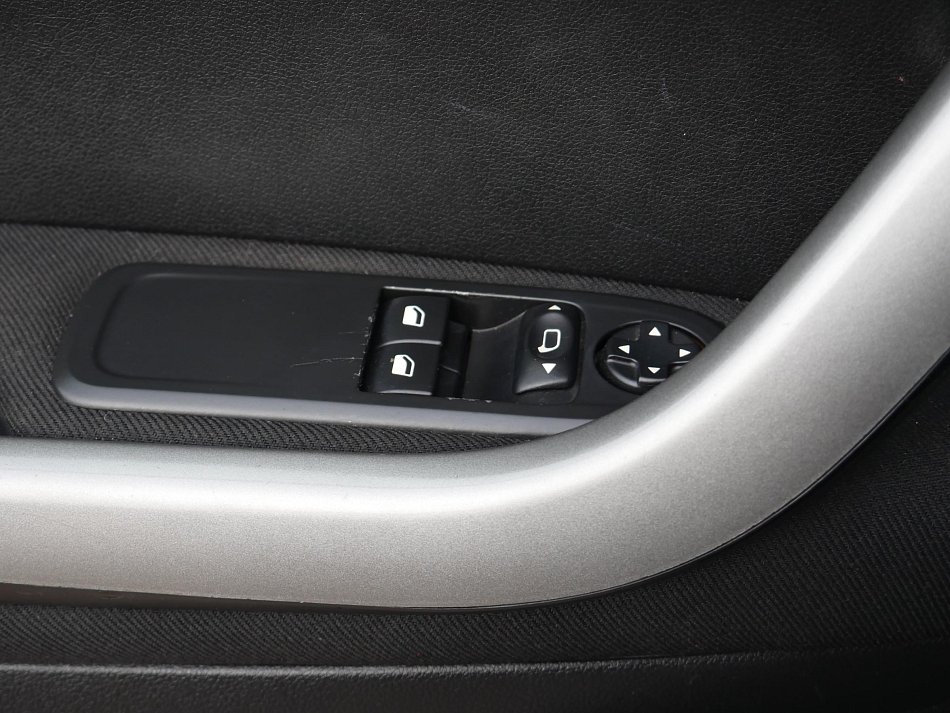 Peugeot 308 1.6i 