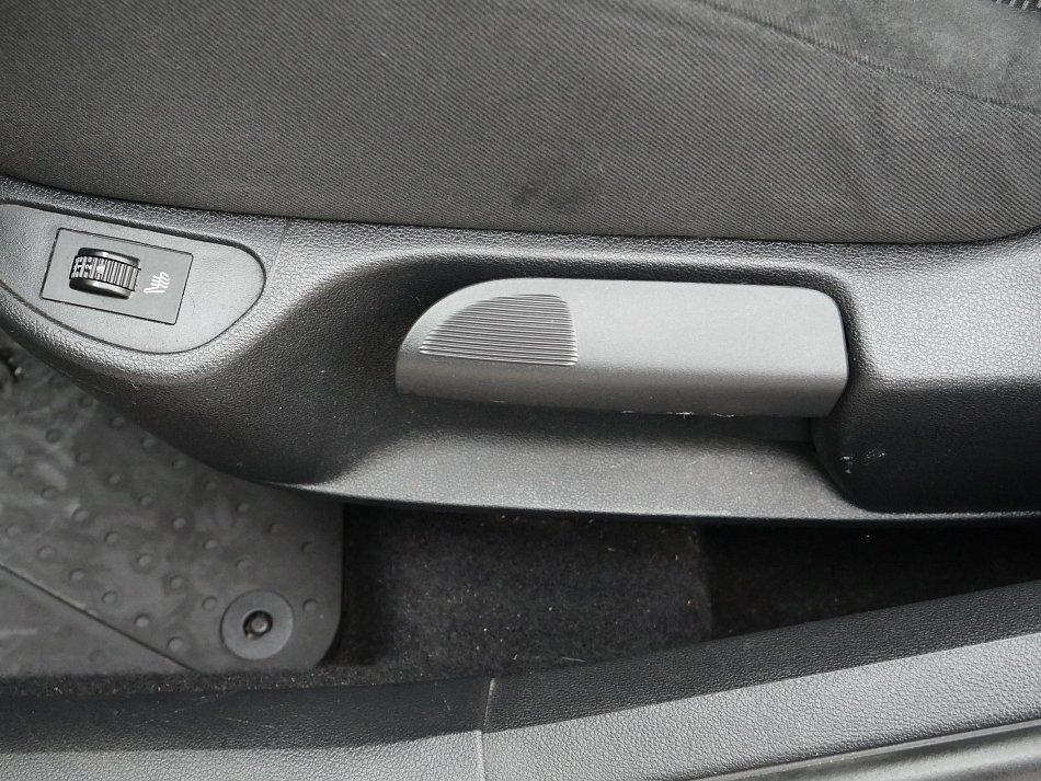 Peugeot 308 1.6i 