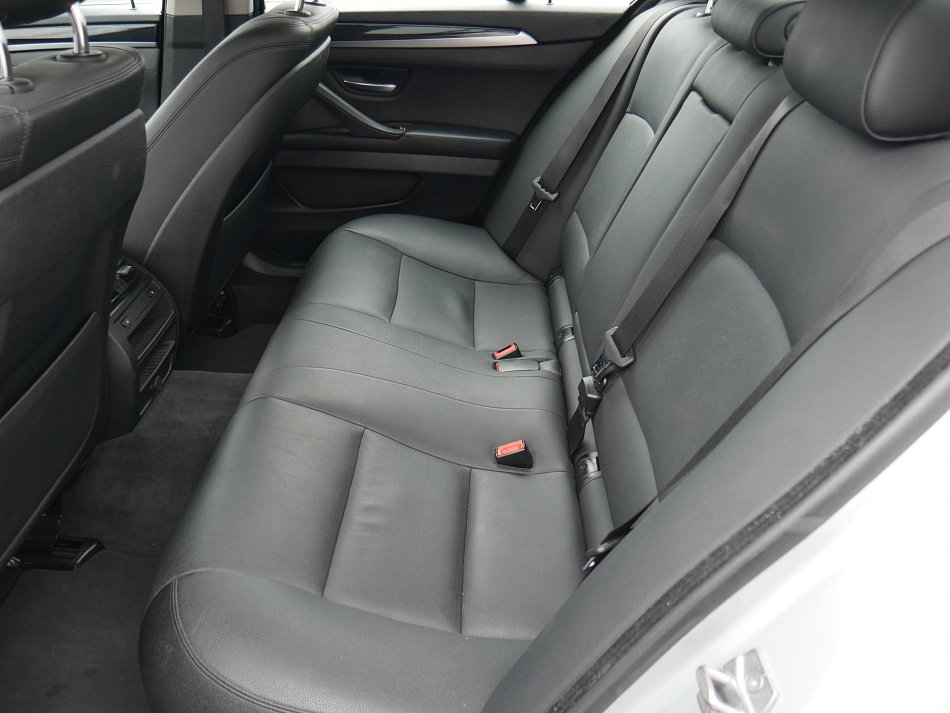 BMW Řada 5 2.0 d  520 xDrive