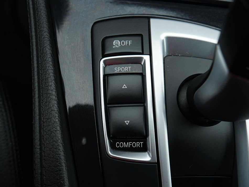 BMW Řada 5 2.0 d  520 xDrive