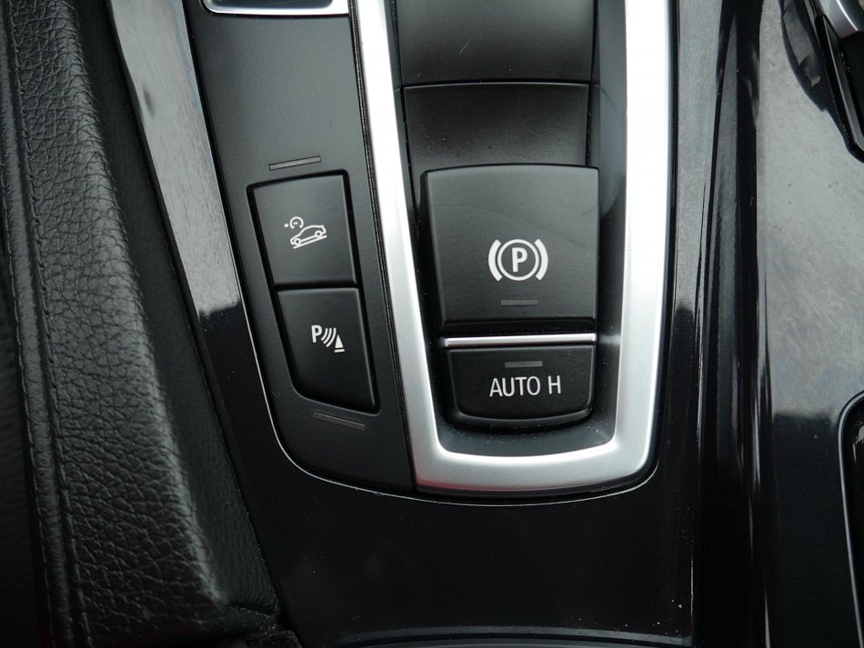 BMW Řada 5 2.0 d  520 xDrive