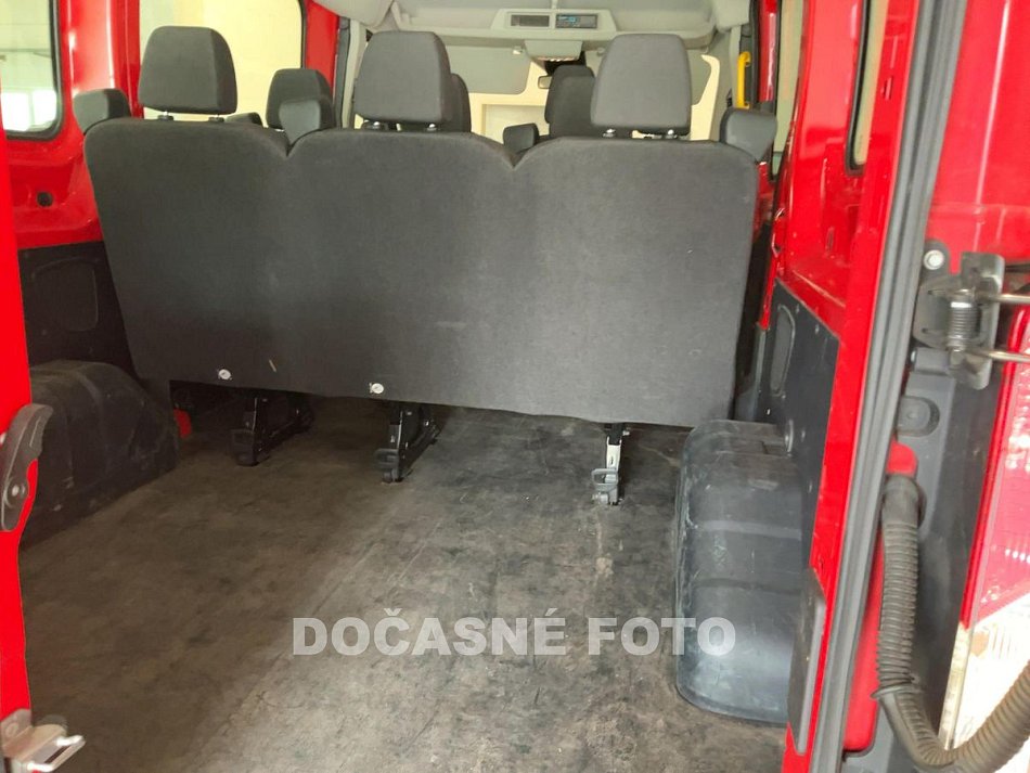 Ford Transit 2.0TDCi Trend L2H2 9míst