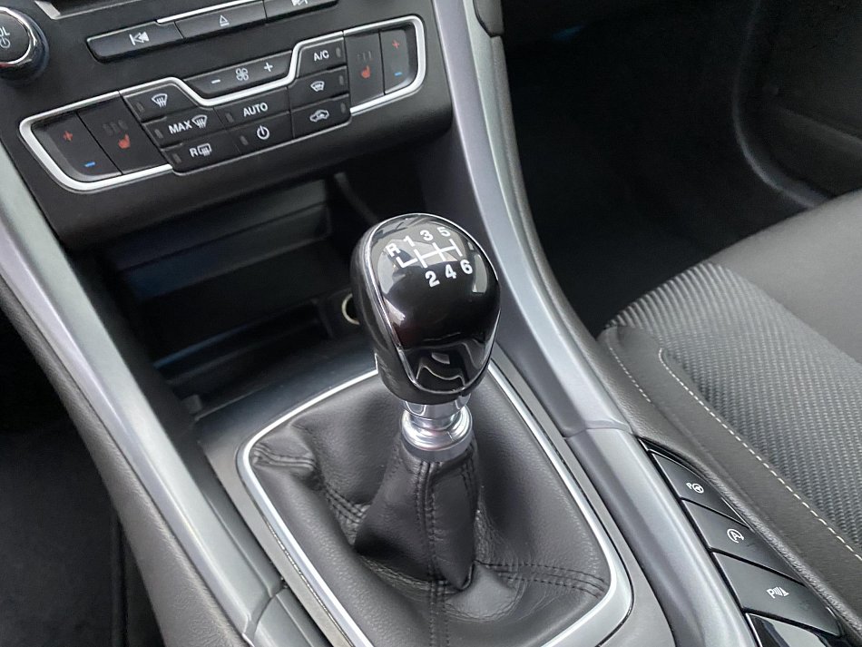 Ford Mondeo 2.0 TDCI Titanium