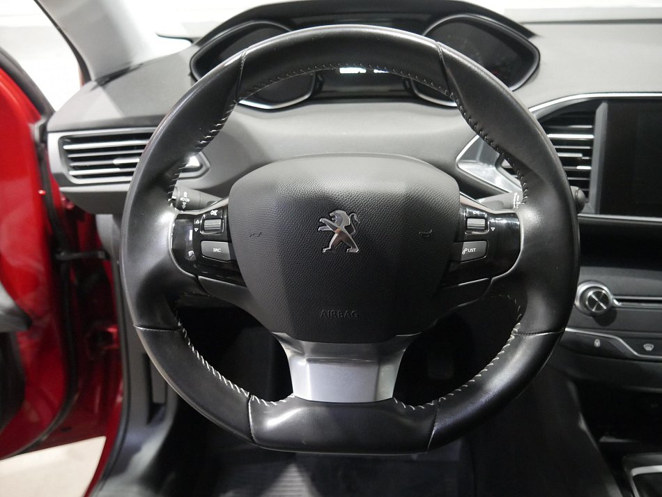 Peugeot 308 1.2PT 