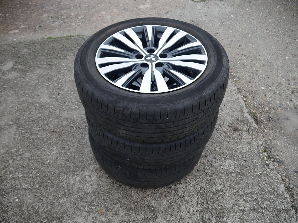 Mitsubishi Outlander 2.0MIVEC  4x4, 7míst