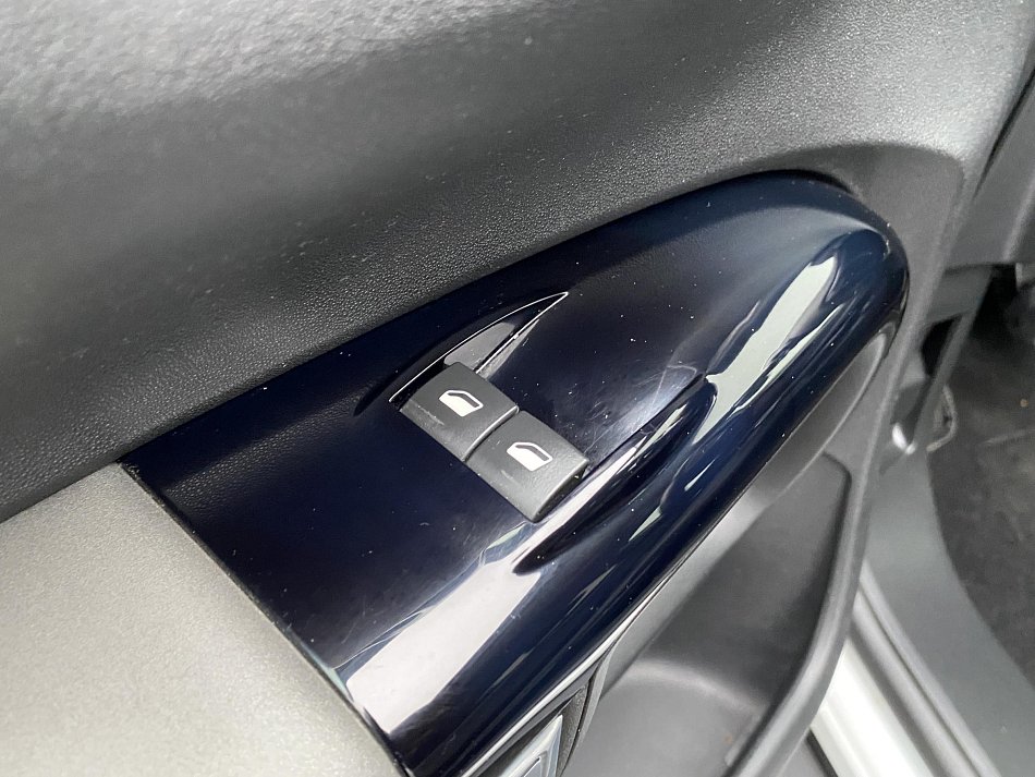 Citroën C4 Cactus 1.2 PT Shine