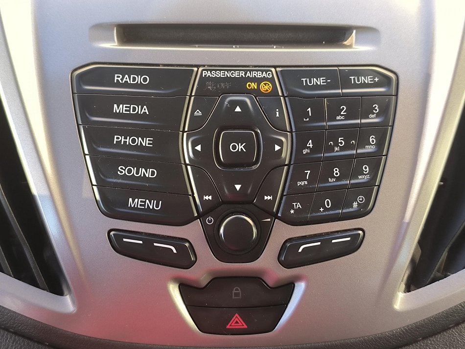 Ford Transit 2.0TDCi Trend L2H2 6míst