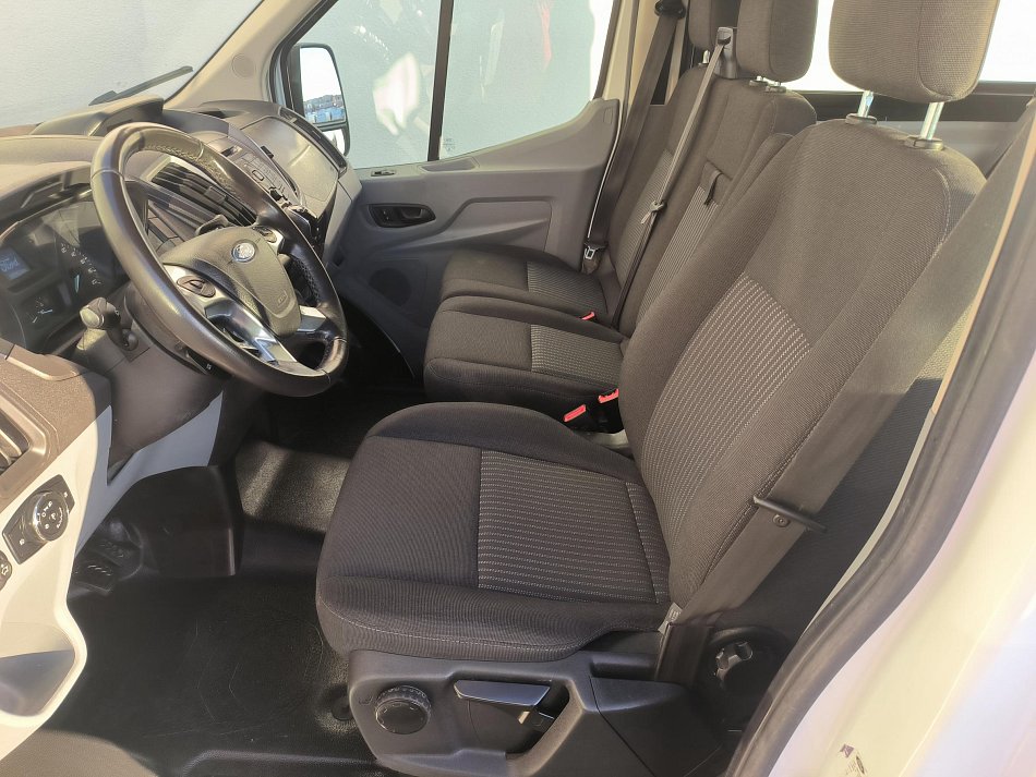 Ford Transit 2.0TDCi Trend L2H2 6míst