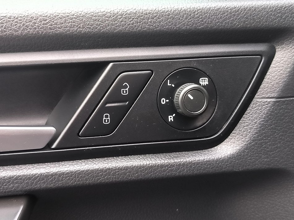 Volkswagen Caddy 2.0TDi Comfortline MAXi 7míst