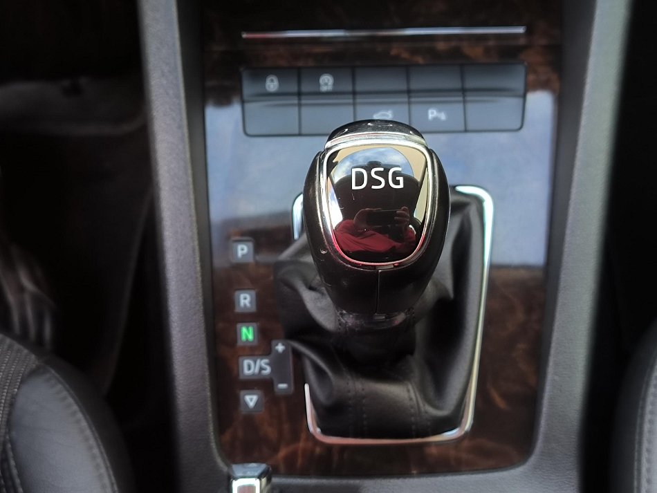 Škoda Octavia III 2.0 TDi Elegance