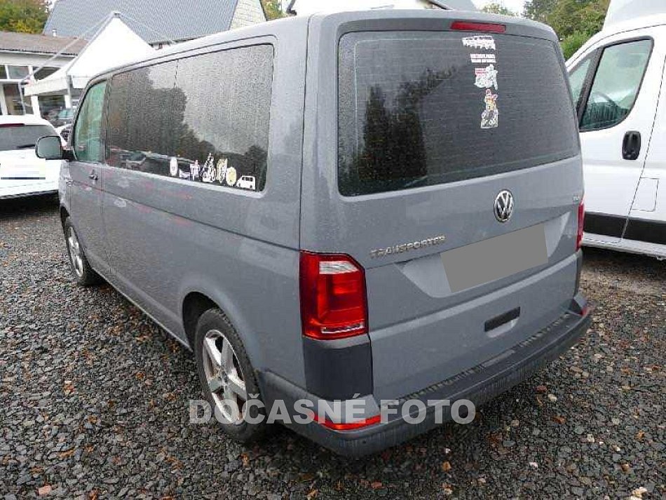 Volkswagen Transporter 2.0TDi  9míst