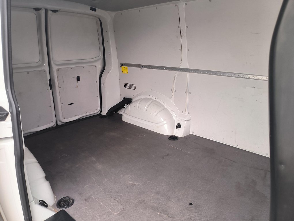 Volkswagen Transporter 2.0TDi  T6.1 L1H1
