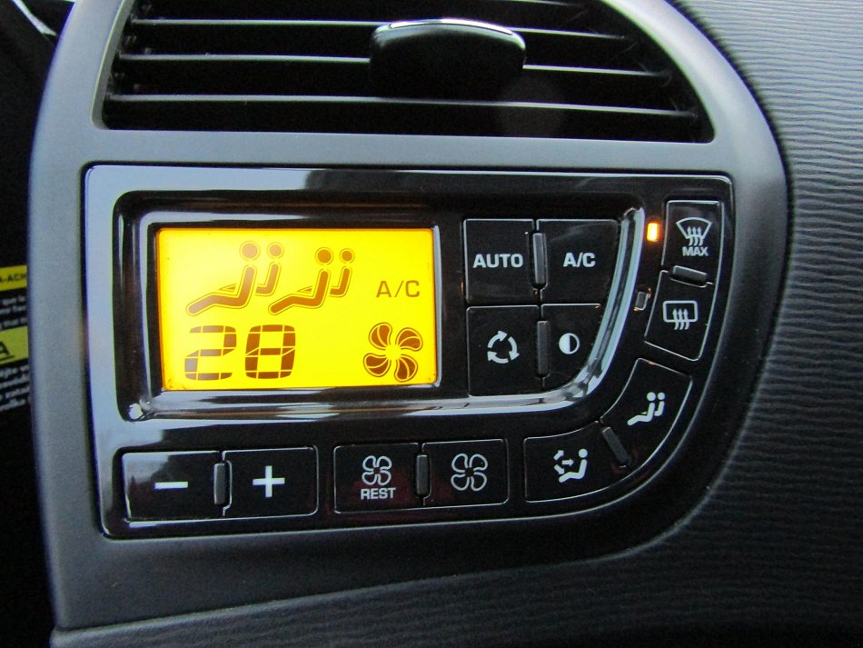 Citroën C4 Picasso 1.6i 