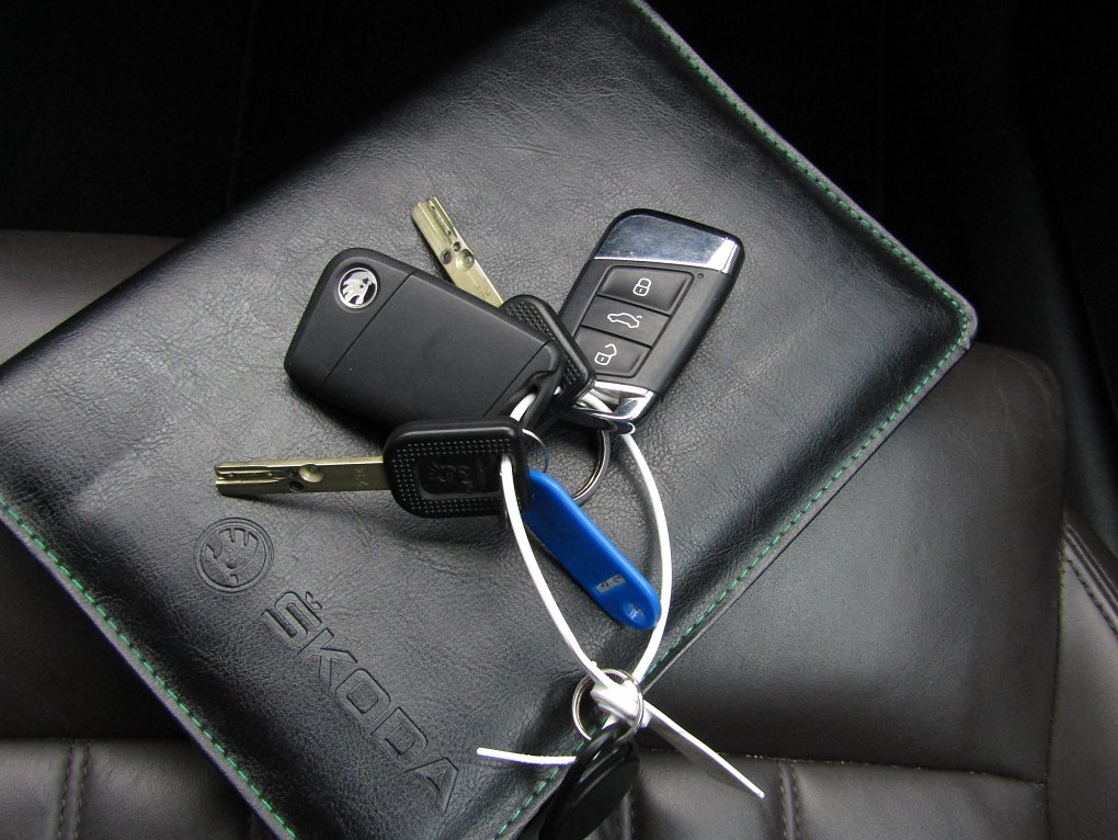 Škoda Superb III 2.0 TDi L&K