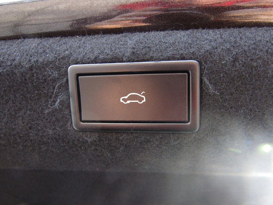 Škoda Superb III 2.0 TDi L&K