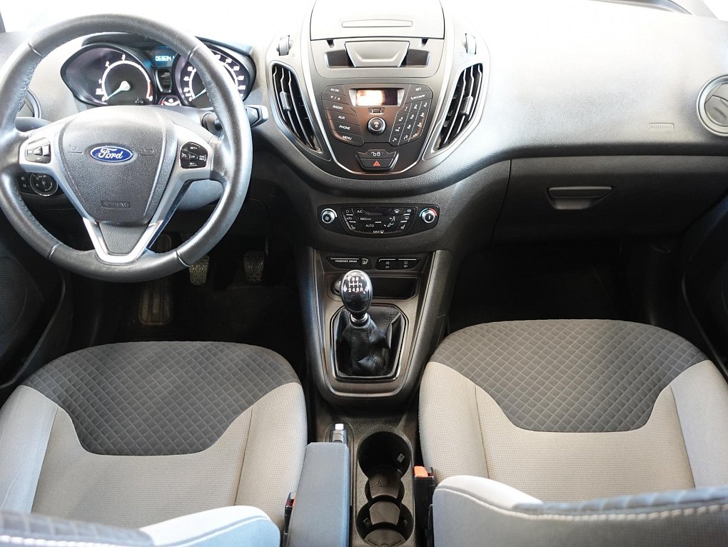 Ford Tourneo Courier 1.5TDCi 