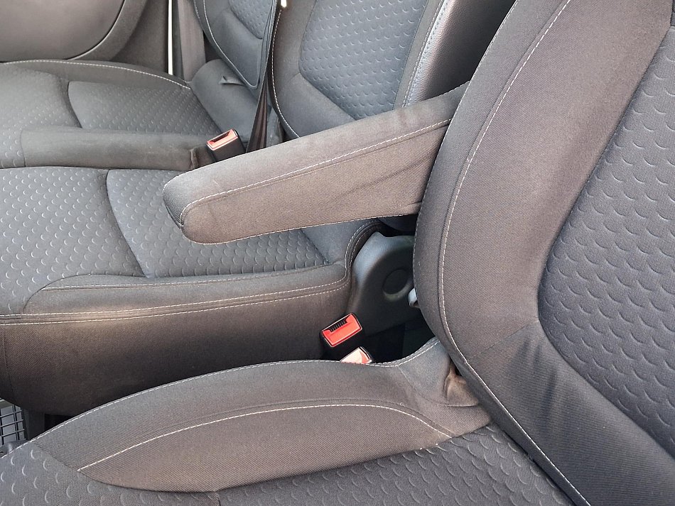 Opel Vivaro 1.6CDTi  L2 9míst