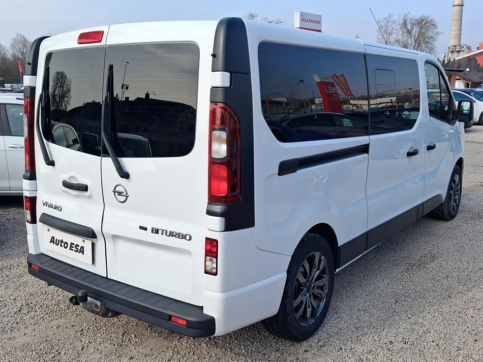 Opel Vivaro 1.6CDTi  L2 9míst