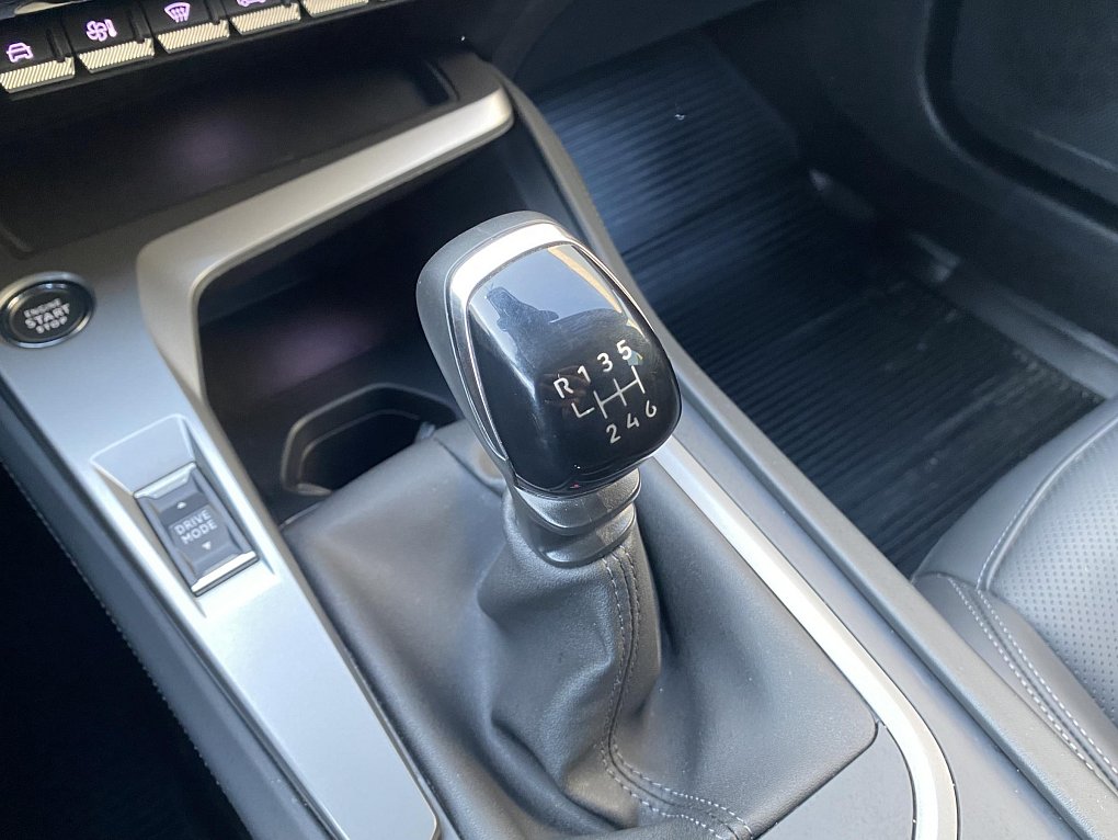 Peugeot 308 1.2PT 