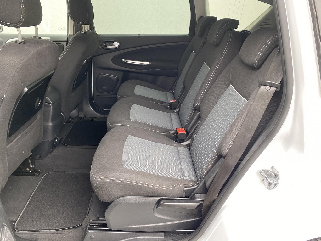 Ford S-MAX 2.0 TDCi  7míst