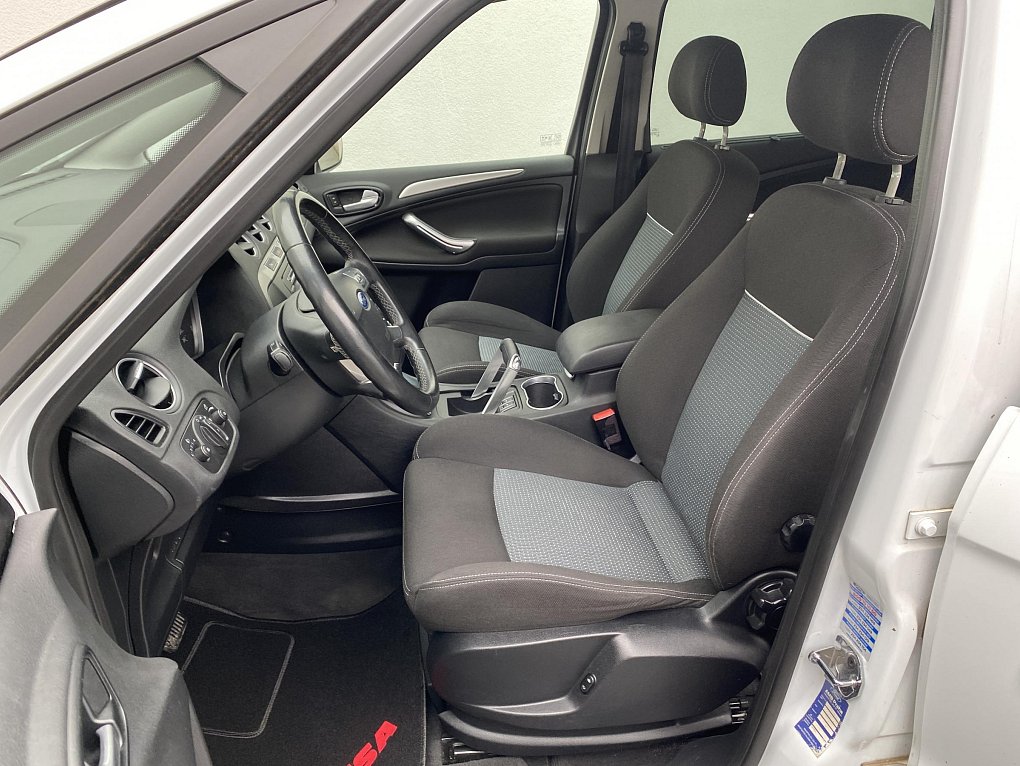 Ford S-MAX 2.0 TDCi  7míst