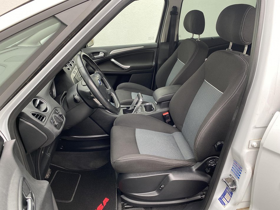 Ford S-MAX 2.0 TDCi  7míst