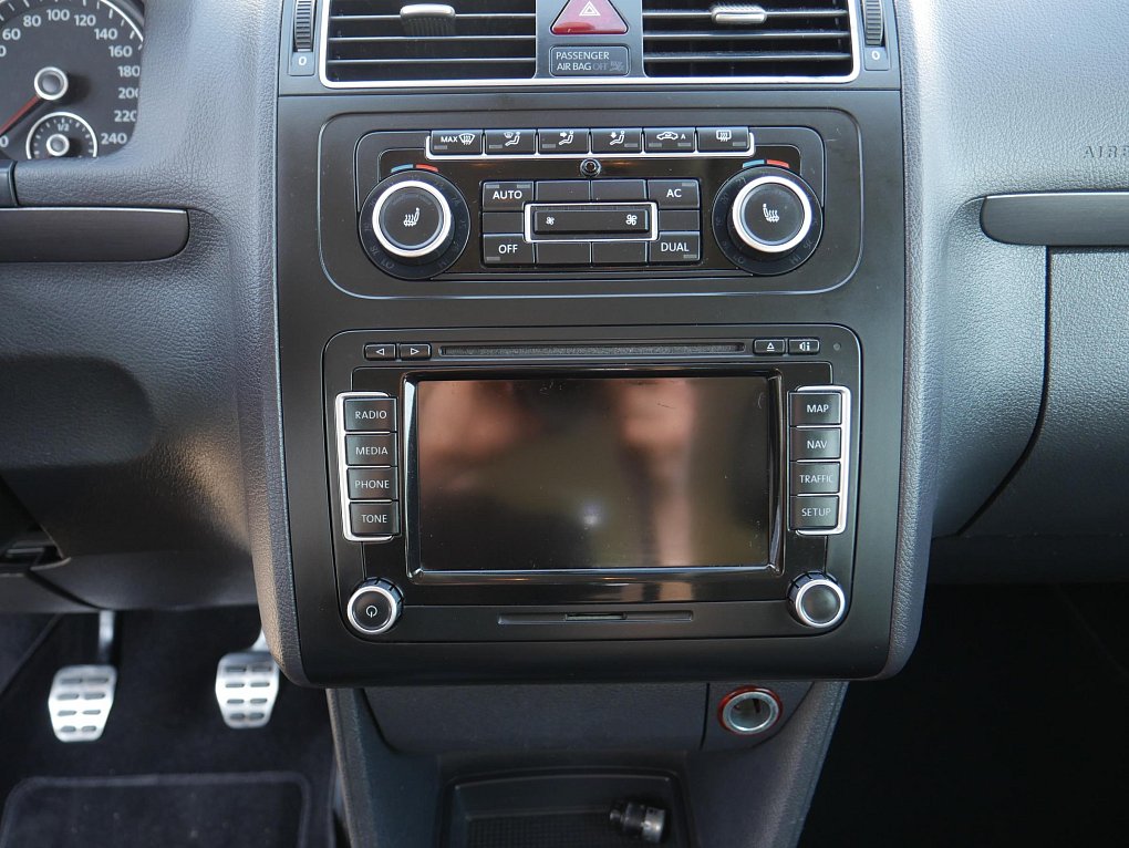 Volkswagen Touran 2.0 TDi 