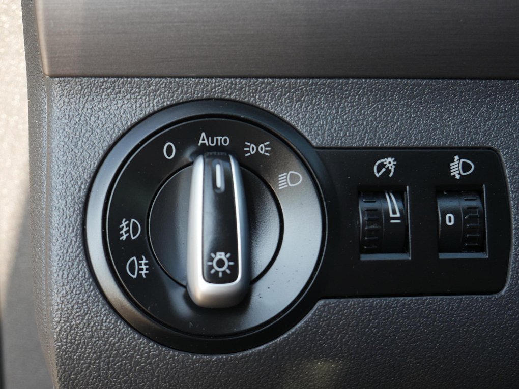 Volkswagen Touran 2.0 TDi 